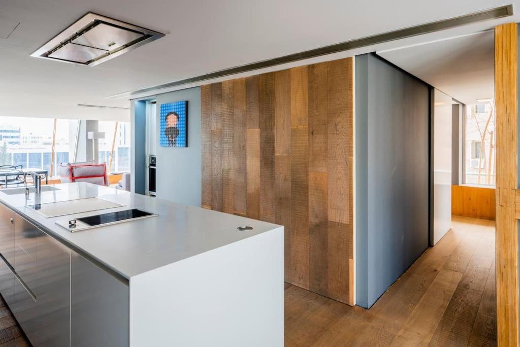 The Loft Penthouse In The Heart Of Center *