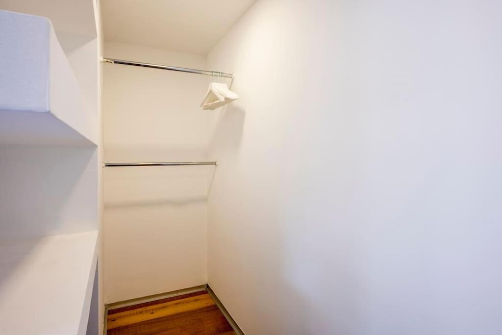 The Loft Penthouse In The Heart Of Center Daire *