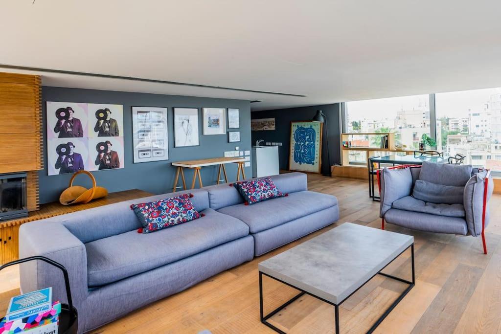 The Loft Penthouse In The Heart Of Center *